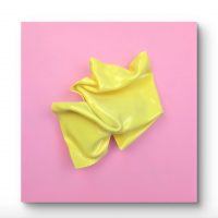 <div style="font-family: Arial, sans-serif; color:#2E2E2E; line-height:1.5;">   <strong>Yellow Dutch</strong><br>   Acryl, Acrylglas, MDF<br>   20 x 20 cm </div>